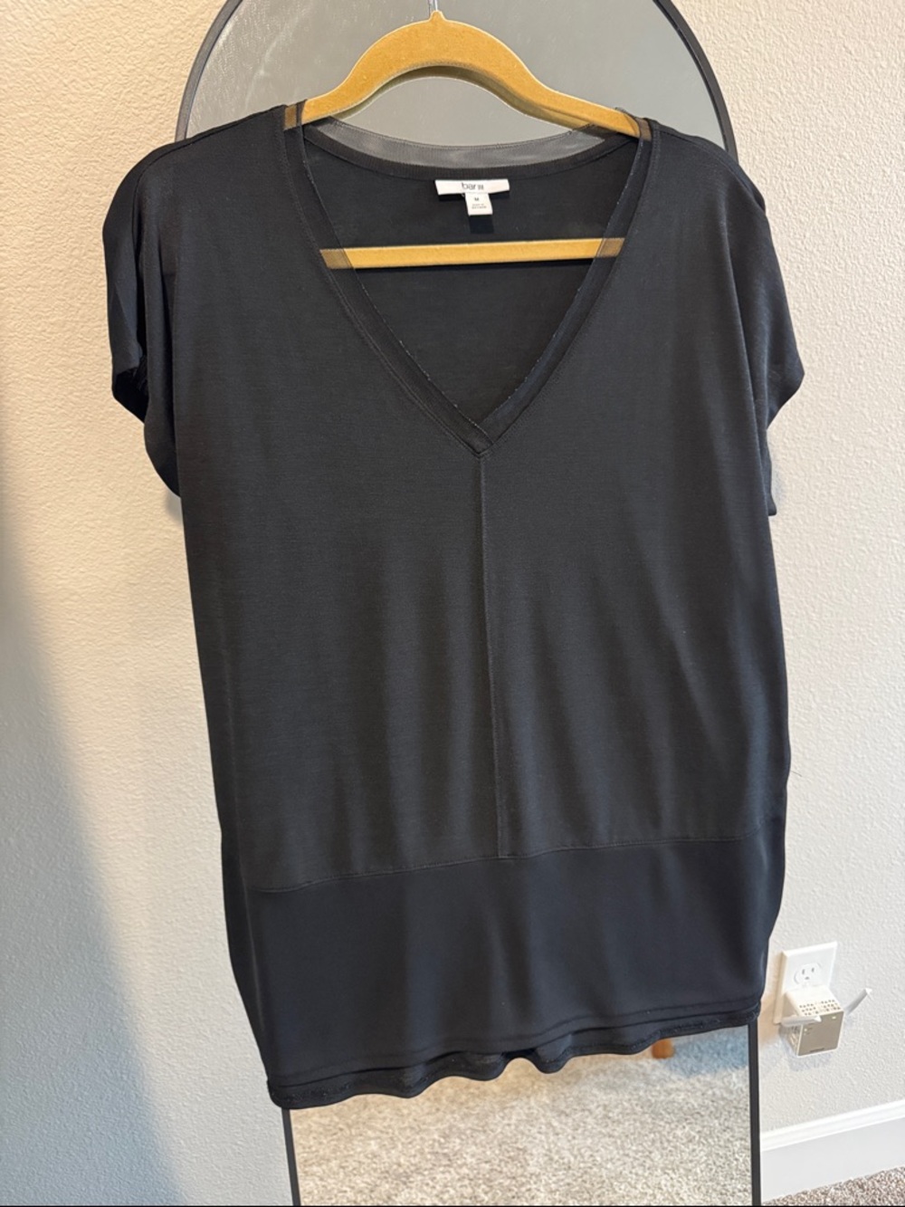 Women’s Black V-Neck Short Sleeve Blouse